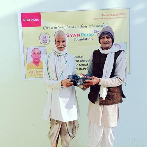 Cloth Distribution Gallery